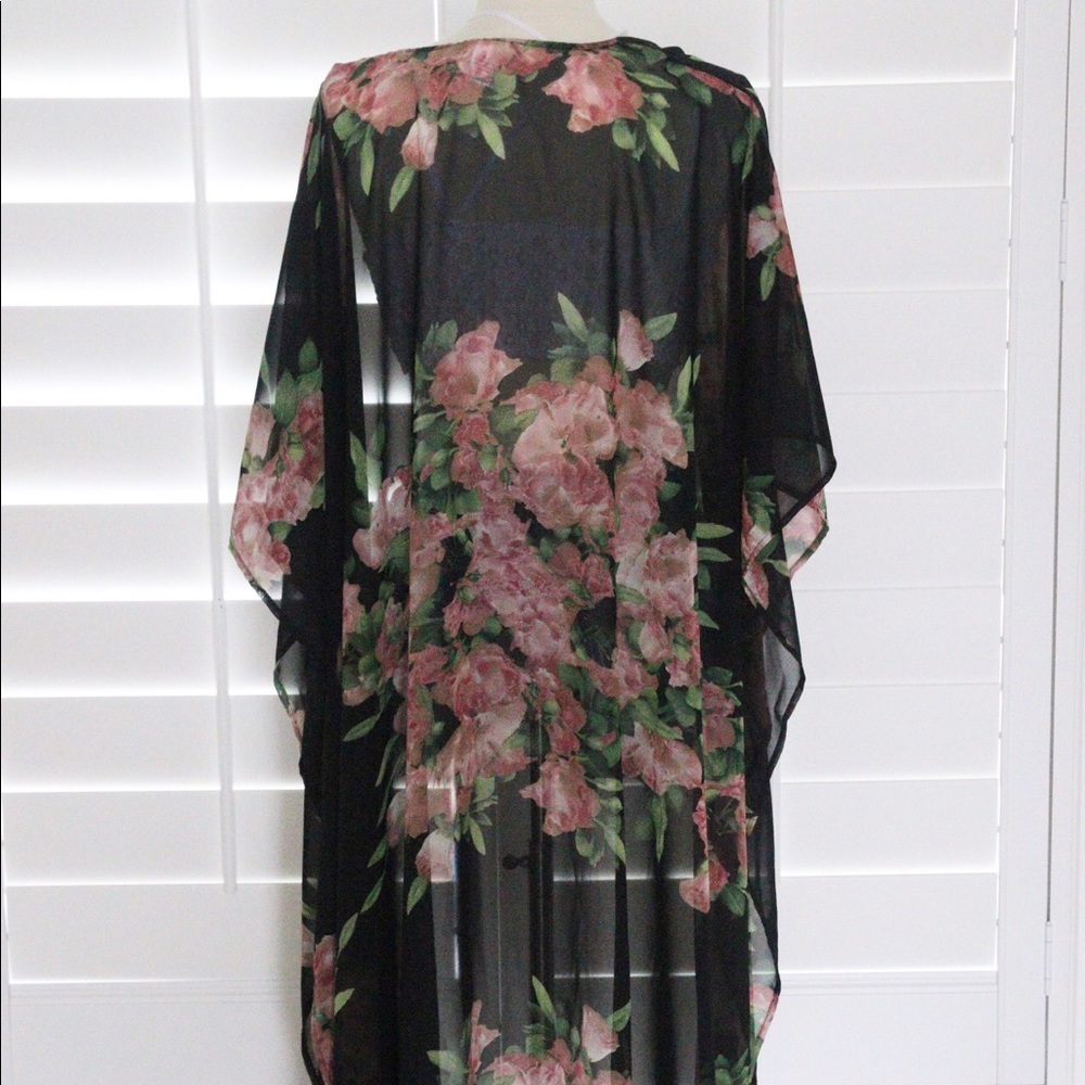 Victoria Black Floral Duster Kimono - Picture 2 of 2
